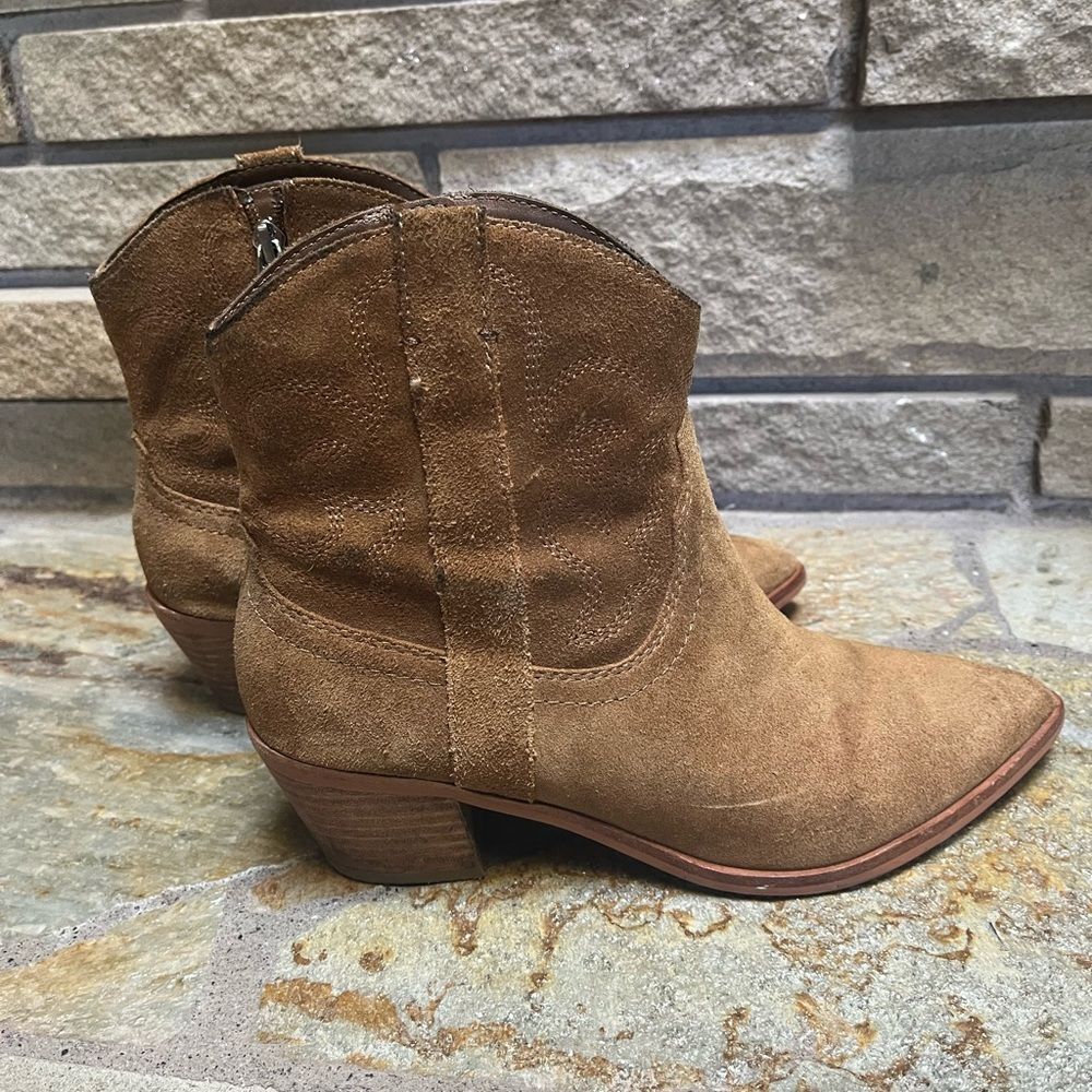 Dolce Vita Solow Suede Pointed Toe Cowboy Western Boots Suede Brown Tan 7.5 - Picture 2 of 12